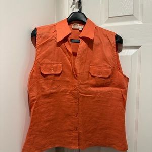 Sleeveless collared Blouse